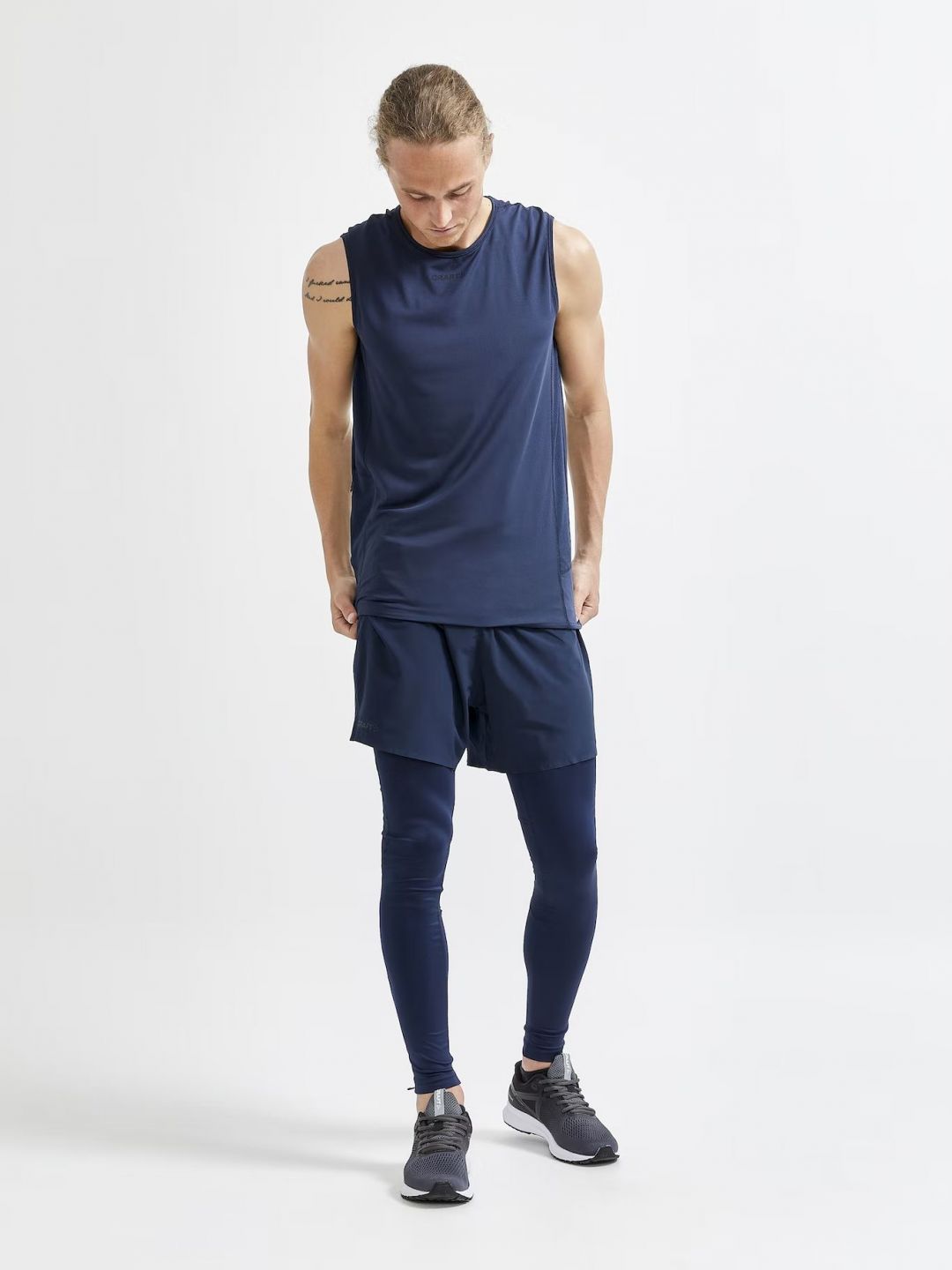 Craft Férfi Edzőatléta ADV ESSENCE SL TEE M 1908752-396000 - M
