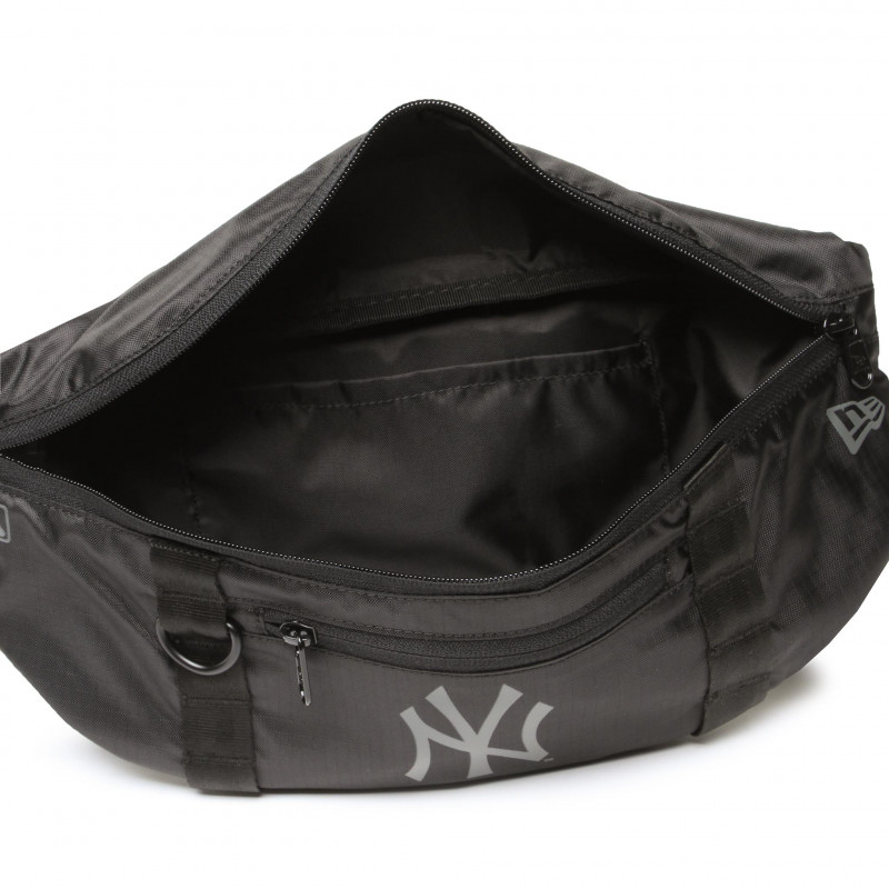 New Era Övtáska TORBICA MLB WAIST BAG LIGHT NEYYAN BLKBLK  12145412 - 25x18x8 cm
