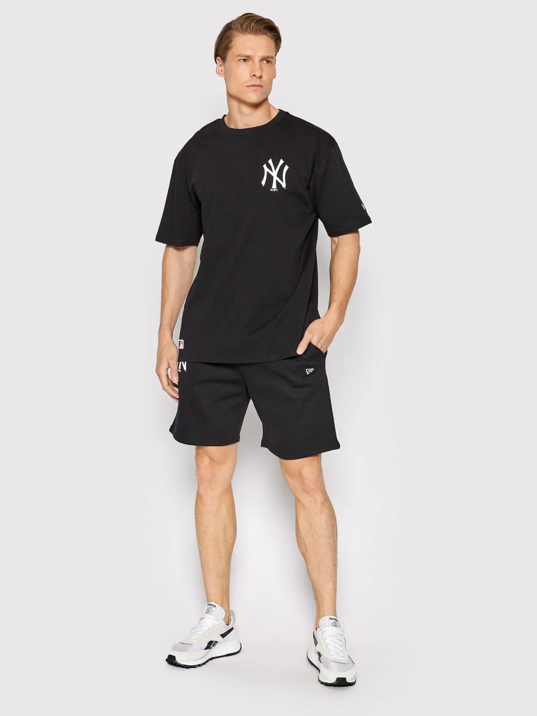 New Era Férfi Short HLAÄE KR. MLB SEASONAL TEAM SHORT NEYYAN BLKWHI 12827225 - M